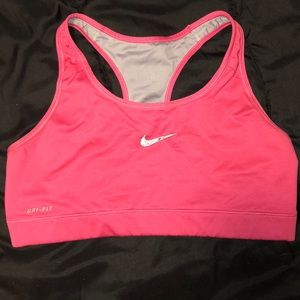 Sports bra